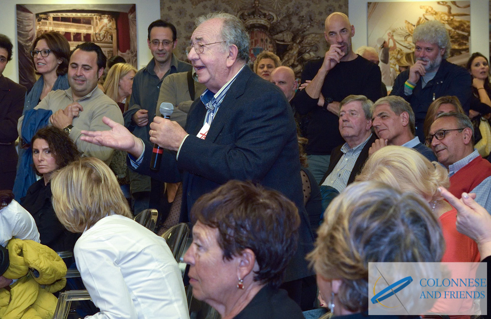 foto della presentazione del libro Antonio de Curtis, Il Principe Poeta