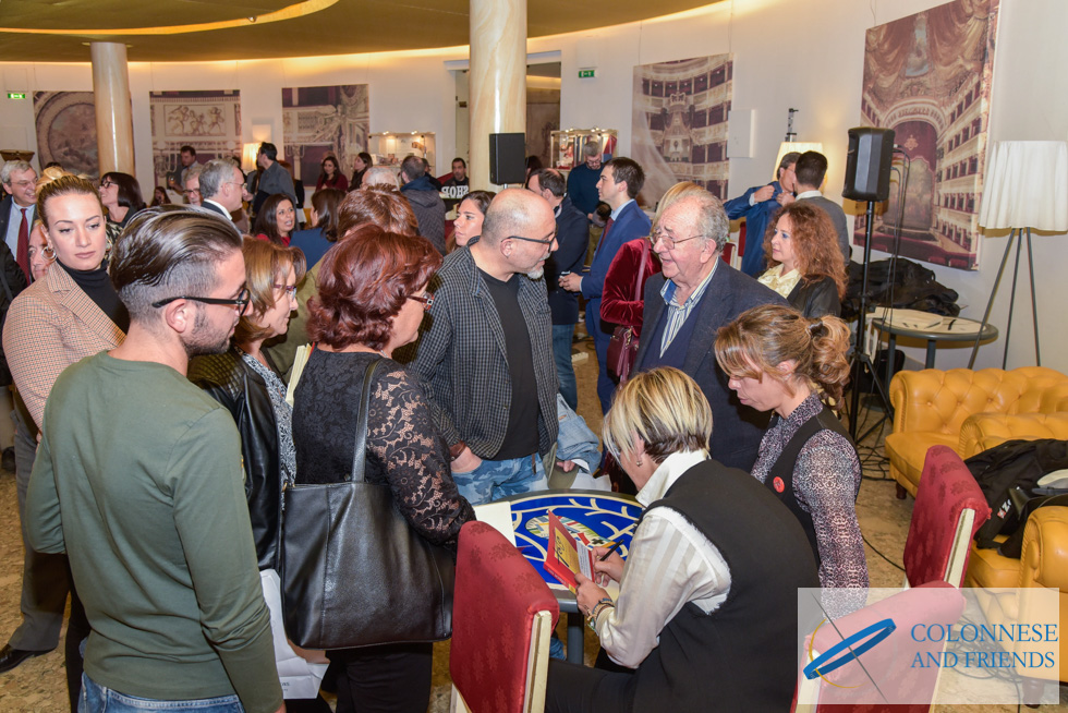 foto della presentazione del libro Antonio de Curtis, Il Principe Poeta