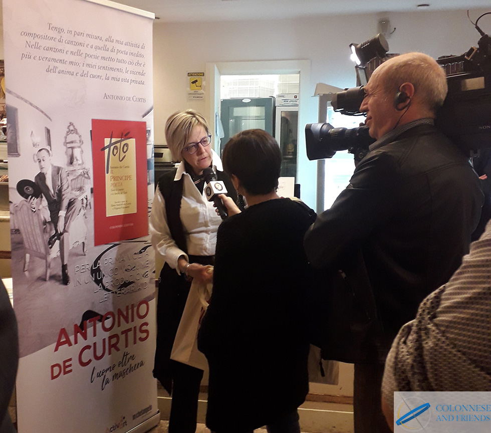 foto della presentazione del libro Antonio de Curtis, Il Principe Poeta