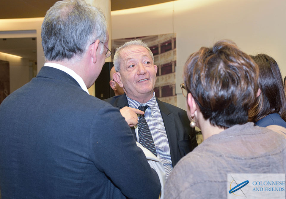 foto della presentazione del libro Antonio de Curtis, Il Principe Poeta